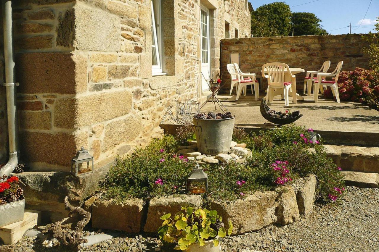 Natural Stone House Close To The Sea, Lannilis Exteriör bild