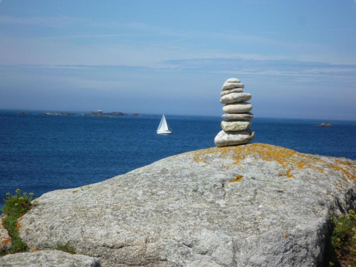 Natural Stone House Close To The Sea, Lannilis Exteriör bild